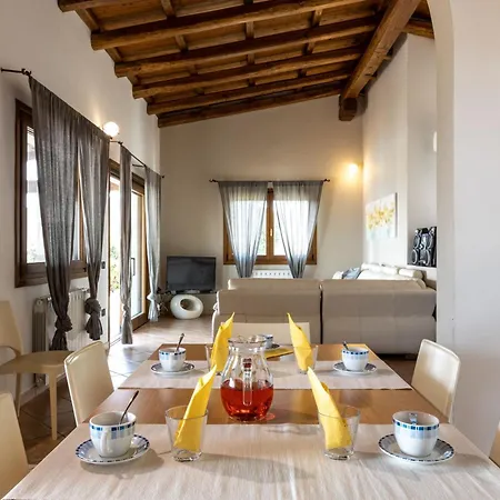 Bouganvillae Villa *