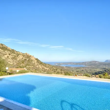 Villa Bouganvillae